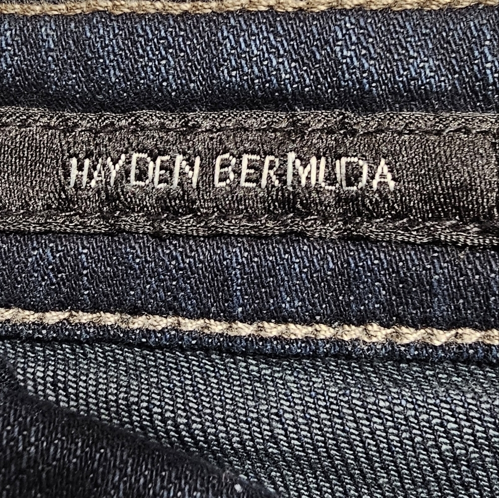 Lucky Brand Hayden Bermuda Denim Shorts Size 2/26, Summer Beach Picnic Attire - Picture 8 of 11